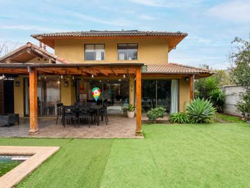 Casa en venta  en HUECHURABA