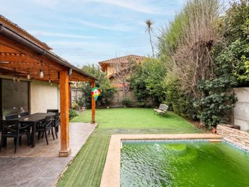 Casa en venta  en HUECHURABA