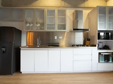 Apartamento Amoblado en Arriendo Laureles.