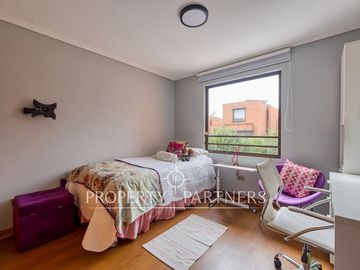 Linda casa en condominio, San Carlos de Apoquindo