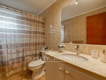 Linda y acogedora casa en sector privilegiado de Las Condes