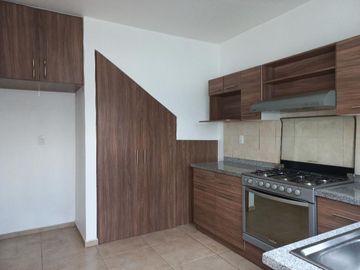 CASA EN RENTA FORESTA METEPEC