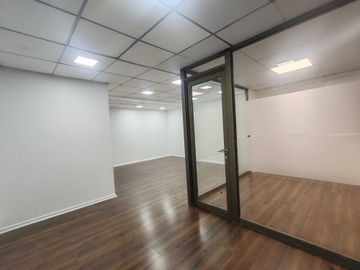 Oficina en arriendo  en LAS CONDES