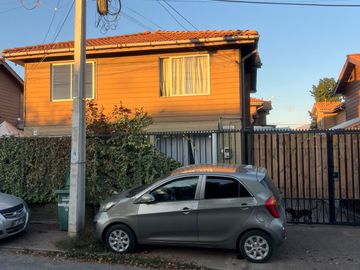 Hermosa casa en barrio Residencial y tranquilo 3D 1B 2E