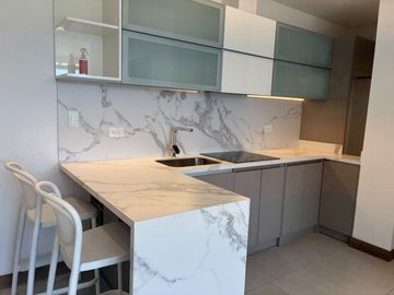 MGA / VENTA SUITE, CUMBAYÁ