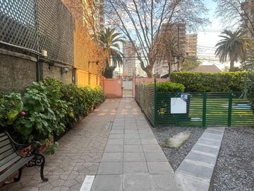 SE VENDE AMPLIO DEPTO 75M2-.3D-2B-ESTCIONAMIENTO,SAN NICOLAS 1451,SAN MIGUEL