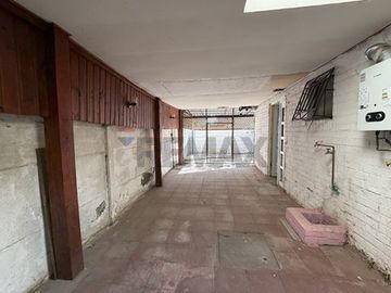 Casa en Colina Espacio para Toda la Familia