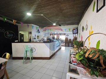 Local de 415 Mts2 en San Martín/Viña
