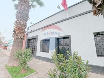Bodega con Oficina en Recoleta