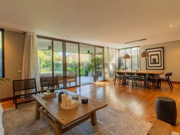 Exclusiva Casa en Condominio, Estoril