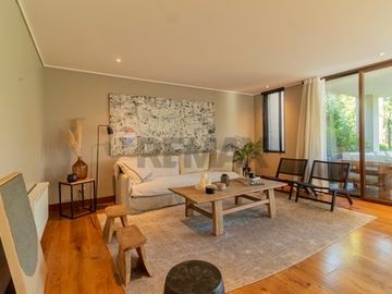 Exclusiva Casa en Condominio, Estoril