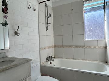 Casa 4D 2B en Arriendo, San Bernardo, como nueva