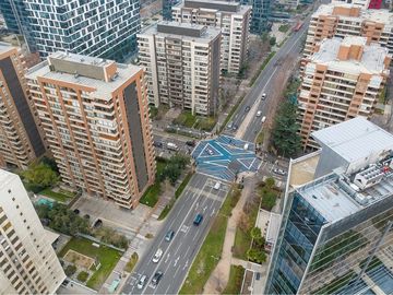 Edificio Corporativo/Comercial Metro Manquehue