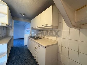 CASA EN VENTA PARA REMODELAR