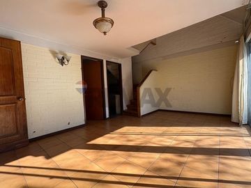 CASA EN VENTA PARA REMODELAR