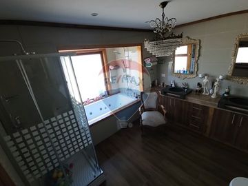 Restaurant y Casas en venta Ruta Villarrica Freire