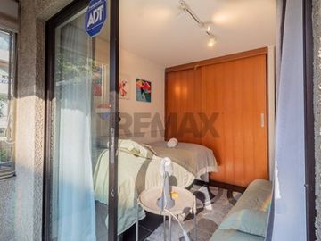 Venta 2D 2B Remodelado en Barrio Las Lilas
