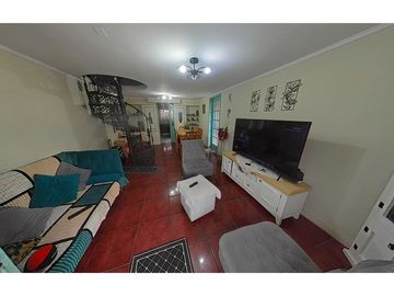 Se Vende casa de dos pisos, Pudahuel