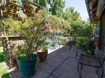 457 m2 DE TERRENO, 6 DORMITORIOS, GRAN PISCINA