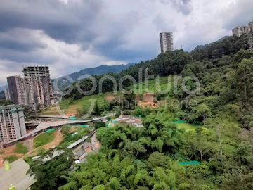 ARRIENDO de APARTAMENTO en SABANETA