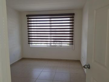 Casa en renta en Cordillera Residencial, internet y mantenimiento incluidos