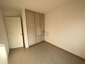 Casa en renta en Cordillera Residencial, internet y mantenimiento incluidos