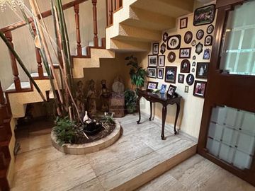 Casa sola en venta en Lomas de Tecamachalco Sección Bosques I y II, Huixquilucan, México