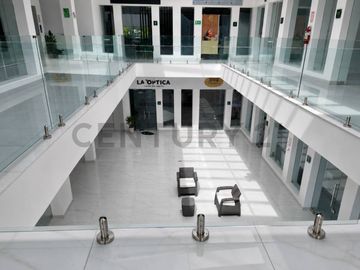 Islas comerciales de 6 m² en Plaza Ilaló Gardens | Planta Baja