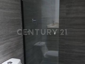 Se Vende Casa En Fraccionamiento Tirzotla
