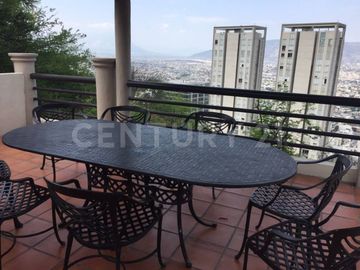 DEPARTAMENTO EN RENTA EN COL. CIMA LAS LAJAS EN MONTERREY
