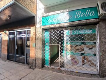 DISPONIBLE EN ALQUILER LOCAL COMERCIAL CON VENTANAL. 25M2. BELGRANO