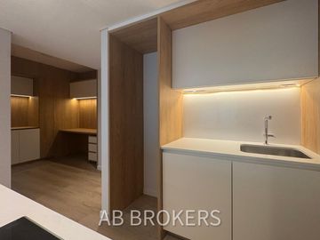 ALQUILER DEPAMPA - Departamento 2 ambientes AMOBLADO CON ESCRITORIO y cochera - Seg 24 hs