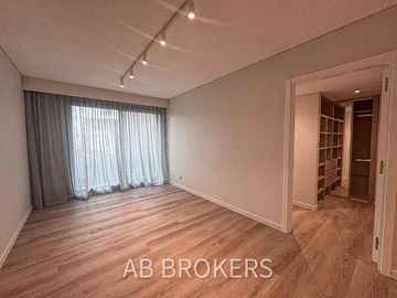 ALQUILER DEPAMPA - Departamento 2 ambientes AMOBLADO CON ESCRITORIO y cochera - Seg 24 hs