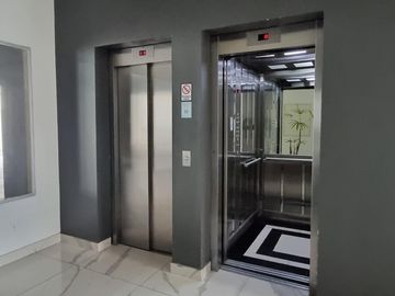 Departamento de 2 ambientes con cochera en venta en Tigre