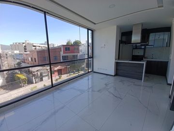 Venta Suite con 1 o 2 parqueaderos y bodega, Gonzalez Suarez