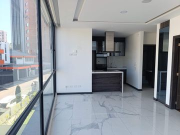 Venta Suite con 1 o 2 parqueaderos y bodega, Gonzalez Suarez