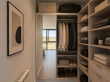 !!EXCLUSIVA CASA EN VALLE DEL GOLF | PILETA | FONDO AL GOLF | TERRENO 1500 M2!!
