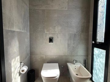 !!EXCLUSIVA CASA EN VALLE DEL GOLF | PILETA | FONDO AL GOLF | TERRENO 1500 M2!!