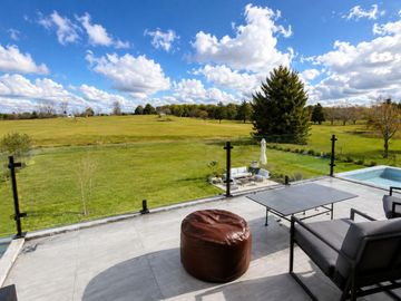 !!EXCLUSIVA CASA EN VALLE DEL GOLF | PILETA | FONDO AL GOLF | TERRENO 1500 M2!!