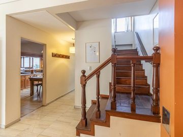 VENTA * PARQUE CHACABUCO / CABALLITO SUR * CASA LOTE PROPIO * PISCINA * 4 COCHERAS