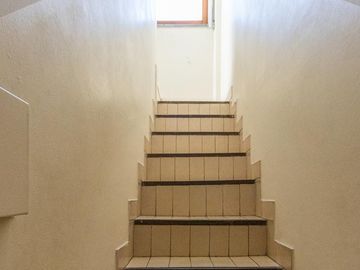 VENTA * PARQUE CHACABUCO / CABALLITO SUR * CASA LOTE PROPIO * PISCINA * 4 COCHERAS