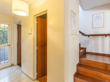 VENTA * PARQUE CHACABUCO / CABALLITO SUR * CASA LOTE PROPIO * PISCINA * 4 COCHERAS