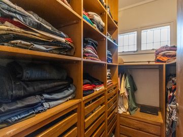 VENTA * PARQUE CHACABUCO / CABALLITO SUR * CASA LOTE PROPIO * PISCINA * 4 COCHERAS