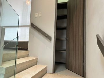 Casa en Renta en Cumbres Elite, Amueblada y Equipada, Monterrey