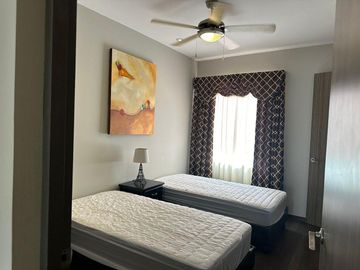 Casa en Renta en Cumbres Elite, Amueblada y Equipada, Monterrey