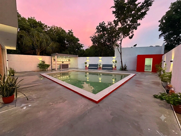 CASA EN VENTA MERIDA, CENTRO, CERCA DE AV ITZAES, ENTREGA INMEDIATA.