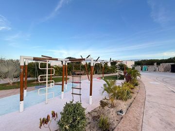 CASA EN VENTA MERIDA, SANTA MARIA YAXCHE, PRIVADA UNICA LIVING, 45, VERANO 2026.