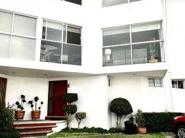 Casa en condominio en venta Bugamvillas