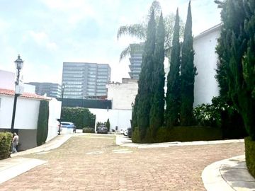 Casa en condominio en venta Bugamvillas