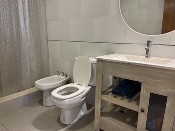 VENTA PH cuatro ambientes zona tejedor y beltran
